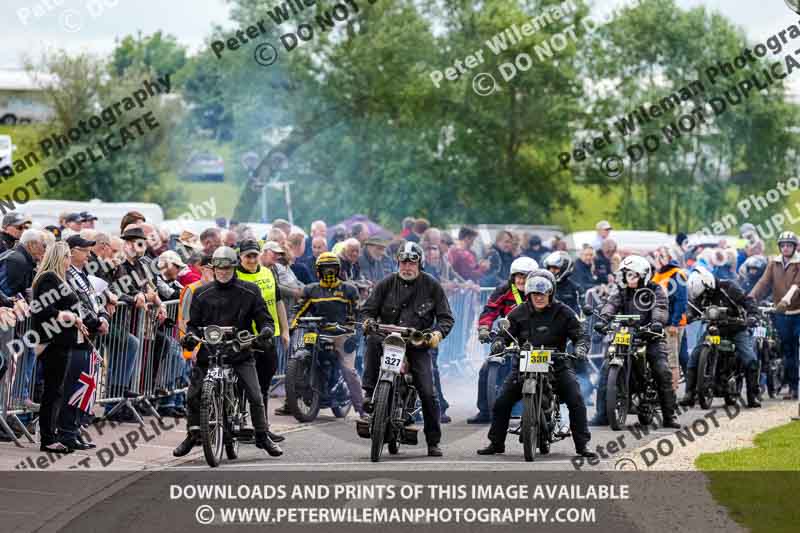 Vintage motorcycle club;eventdigitalimages;no limits trackdays;peter wileman photography;vintage motocycles;vmcc banbury run photographs